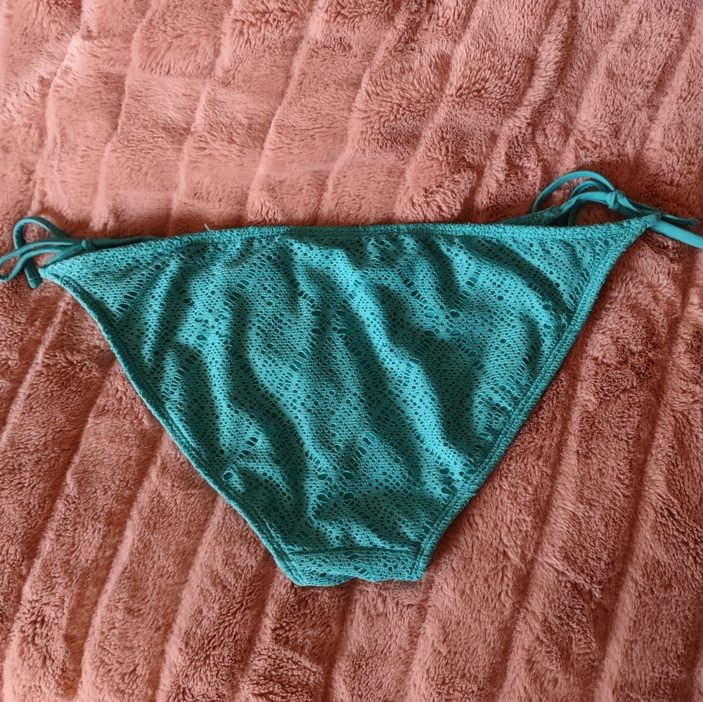 Lace String Bikini Bottom - Picture 2 of 3